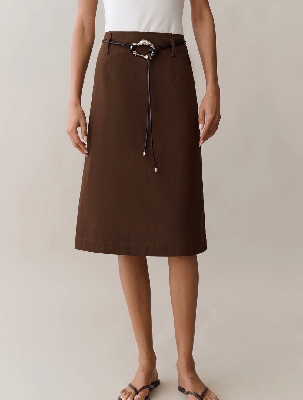 New few Moda X Le catch brown skirt size 0 $172